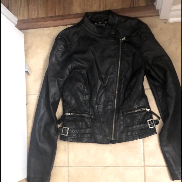 form fitting faux lwather jacket - Picture 1 of 2